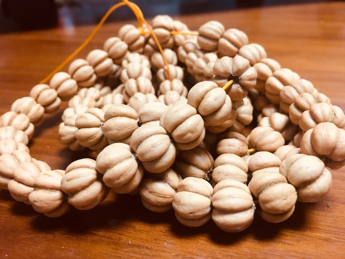 文玩山楂籽野生山楂籽五福子连体山里红108颗饱满型菩提长手串脖挂