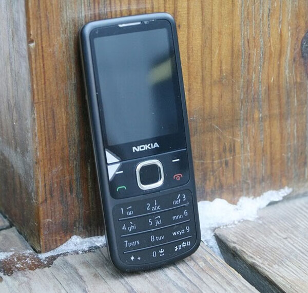 nokia/诺基亚6700c 不锈钢金属壳移动联通版怀旧经典商务直板手机