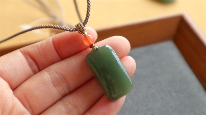 语韵和田玉平安无事牌湖水绿新疆且末蓝晴水色青白女款男吊坠天然青海
