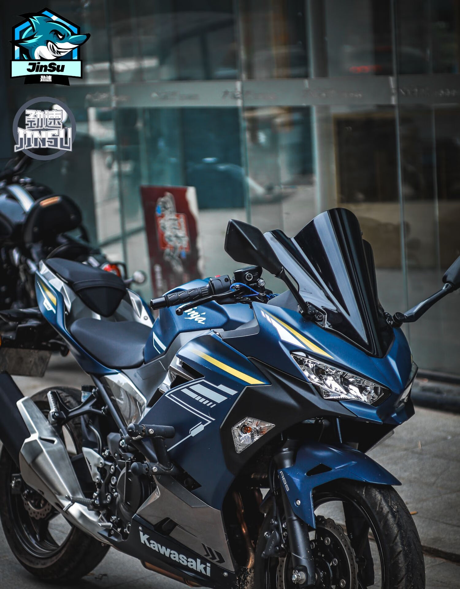 适用于川崎忍者ninja400风挡摩托车改装件配件竞技黑色前挡风加高导流