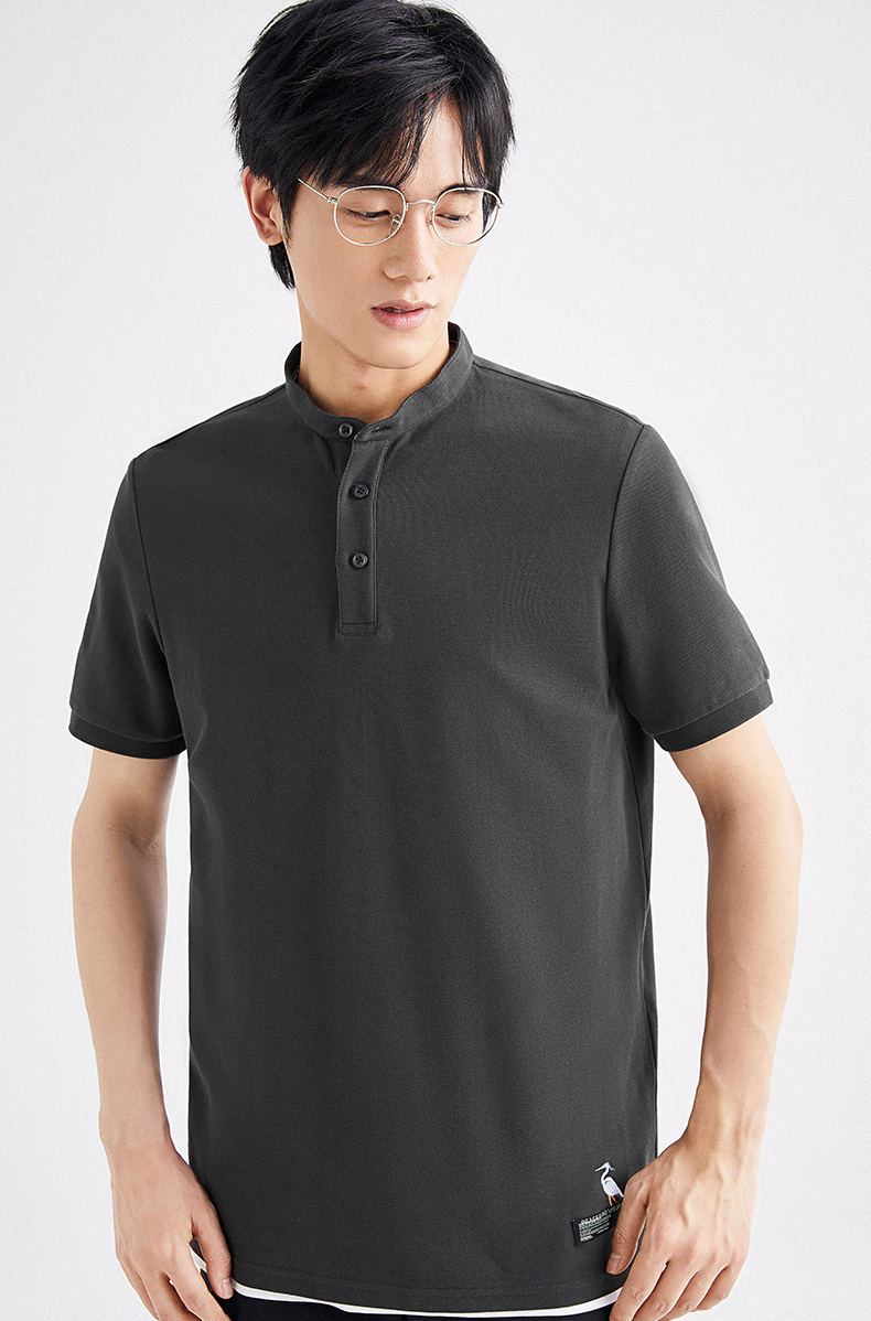 太平鸟男装 2021夏季新款灰色立领polo衫时尚白鹭刺绣纯棉短袖潮 浅灰