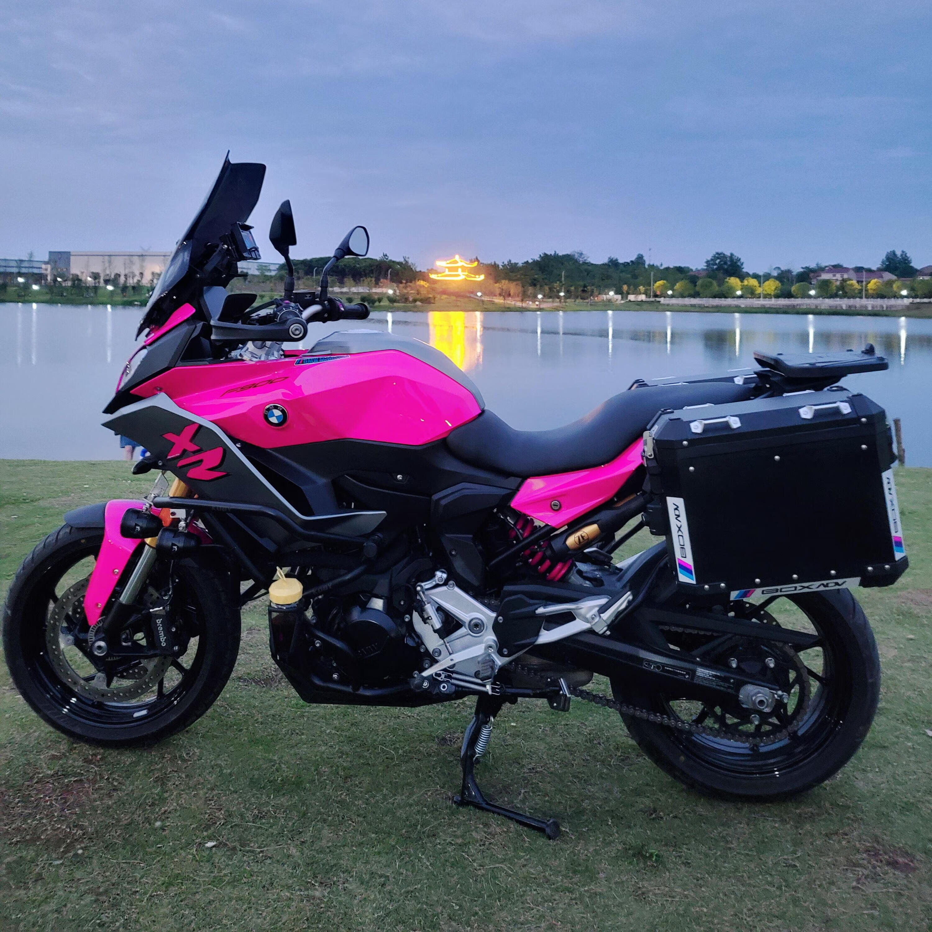 22-23年款宝马f900xr三箱尾箱边箱不锈钢护杠全车改装配件无损安装 40