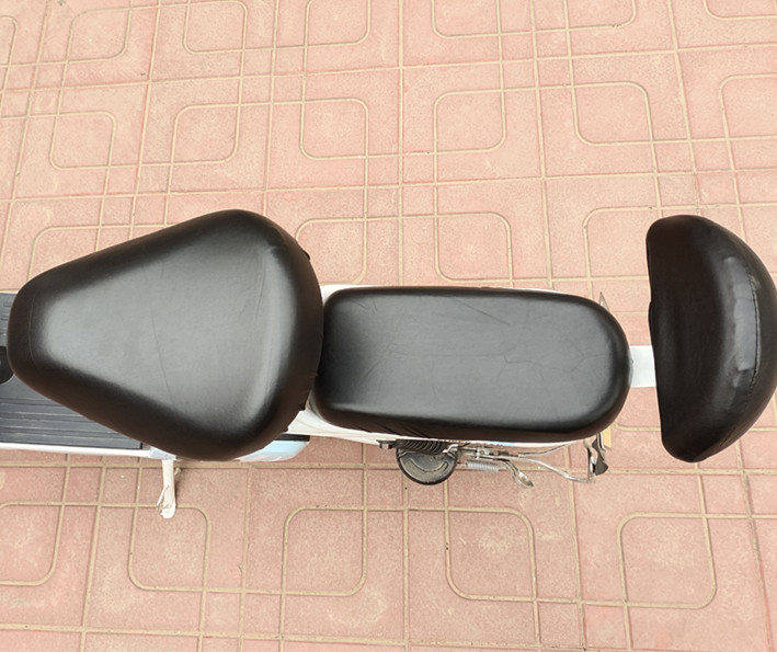 适应于电动车座套雅迪爱玛电动车坐垫套防水pu座子套四季通用皮革软