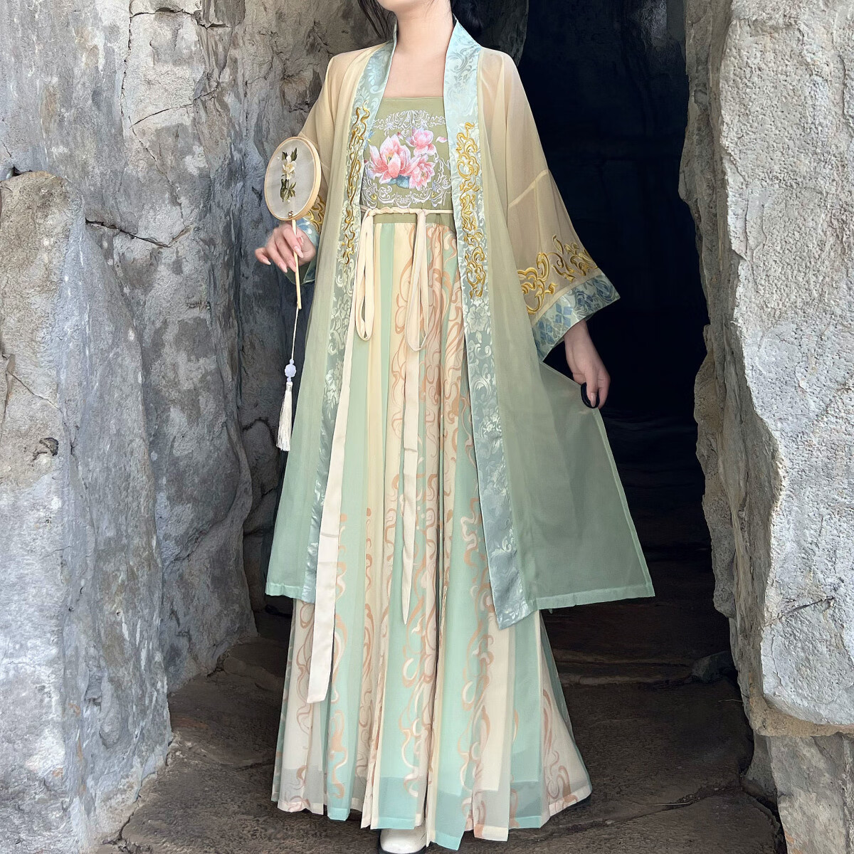 罗蒙romon璎珞中国风渐变宋制长褙子诃子齐胸古装新款日常汉服女黄