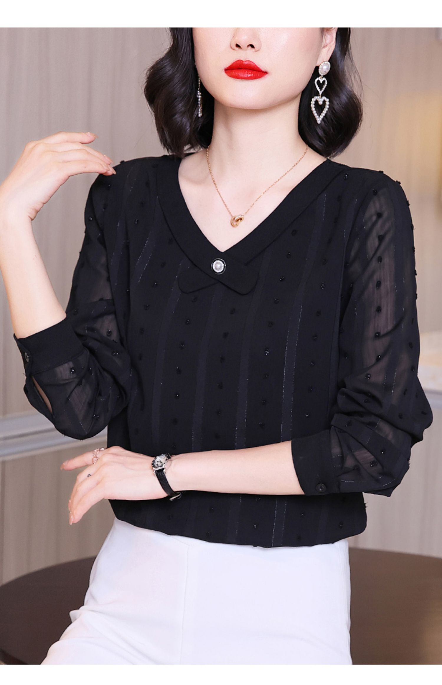 黑色v领小衫2021早春新款档洋气雪纺衫女气质韩版长袖打底上衣 图片色