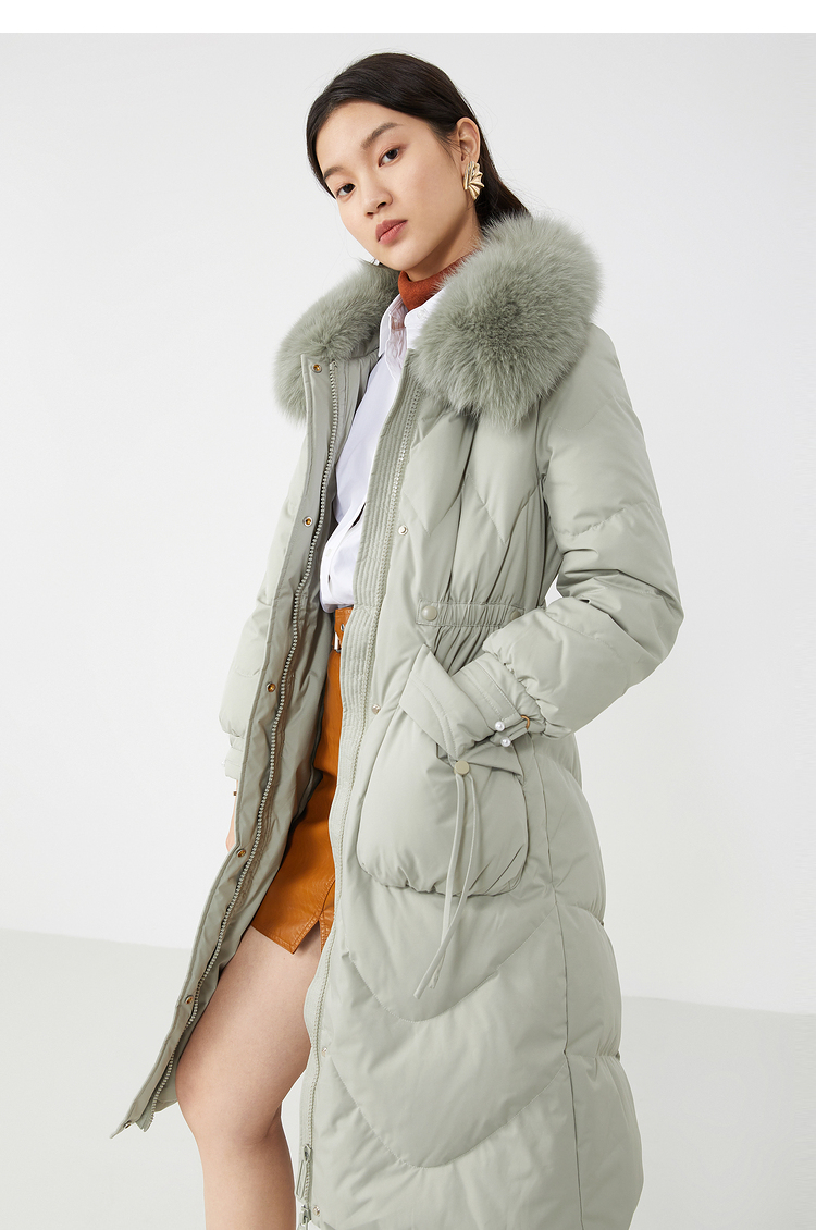 影儿yiner音儿女装2021冬季新款狐狸毛领加厚羽绒服 黑色 38