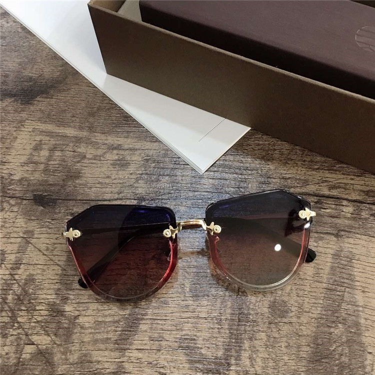 新款儿童小蜜蜂偏光太阳镜女童装饰舒适墨镜小孩夏季放紫外线眼镜黑色