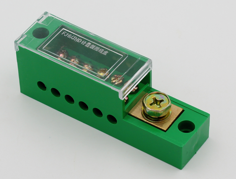 seiso一进多出分线盒家用电线分线接线盒电表箱端子盒一进二四六八九