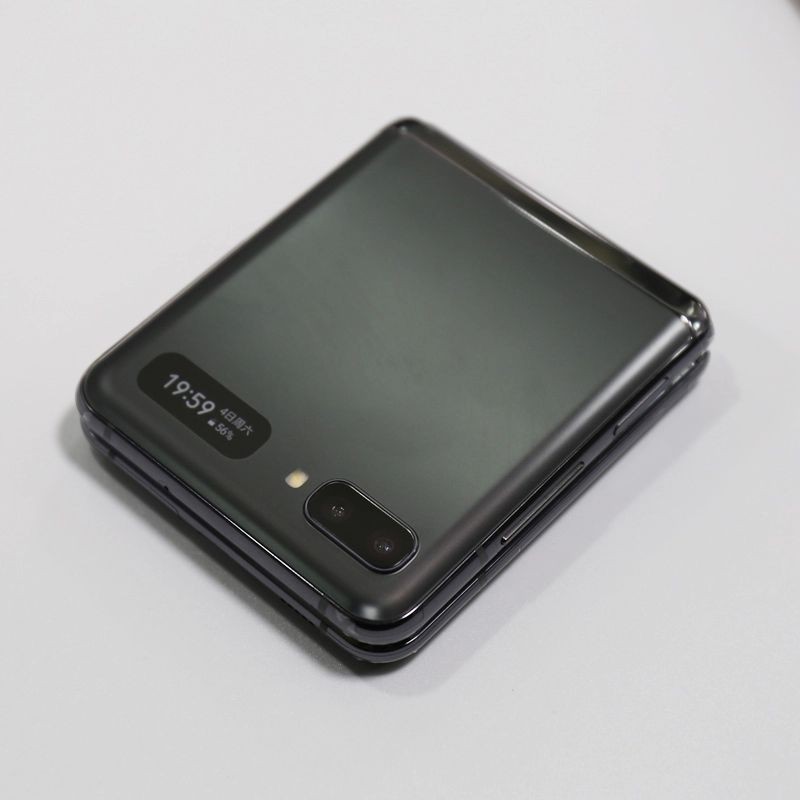 samsung三星galaxyzflip5g摺疊屏手機smf7070秘境白8256gb