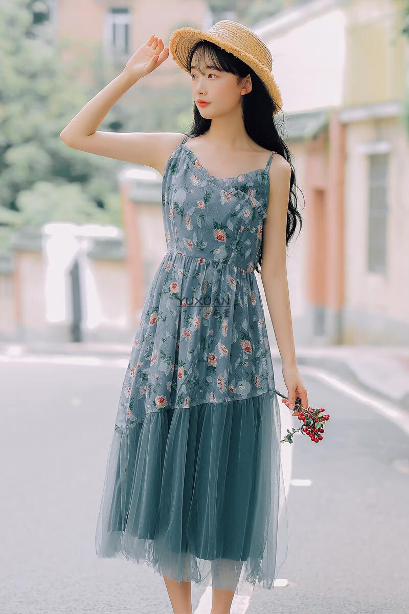 与萱女生连衣裙夏季连衣裙学生学院风复古文艺连衣裙女中长款很仙的