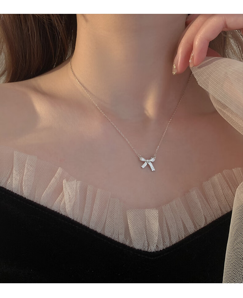 正品pt950铂金蝴蝶结项链女钻石锁骨链送情人节礼物普隆北斗七星铂金