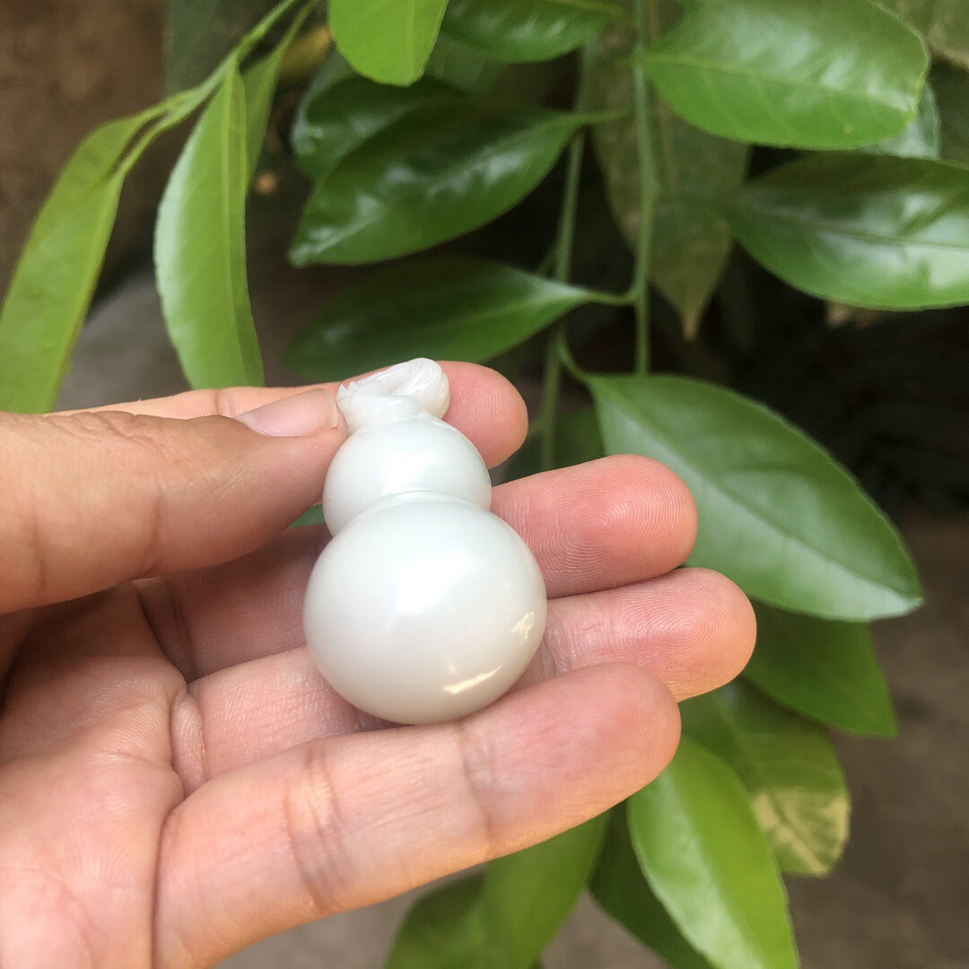玉石项链玉佩和田玉白玉手工立体雕刻葫芦吊坠可定制加工大葫芦挂件