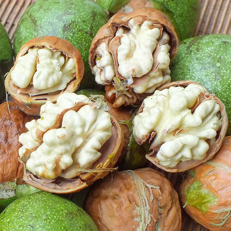 适用于 【新鲜去皮鲜核桃】去青皮核桃嫩核桃湿核桃嫩核桃绿皮生核桃