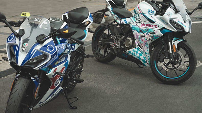 春风250sr贴纸 车身贴改装个性创意防刮全花贴防水贴画全车膜 (毒液-1