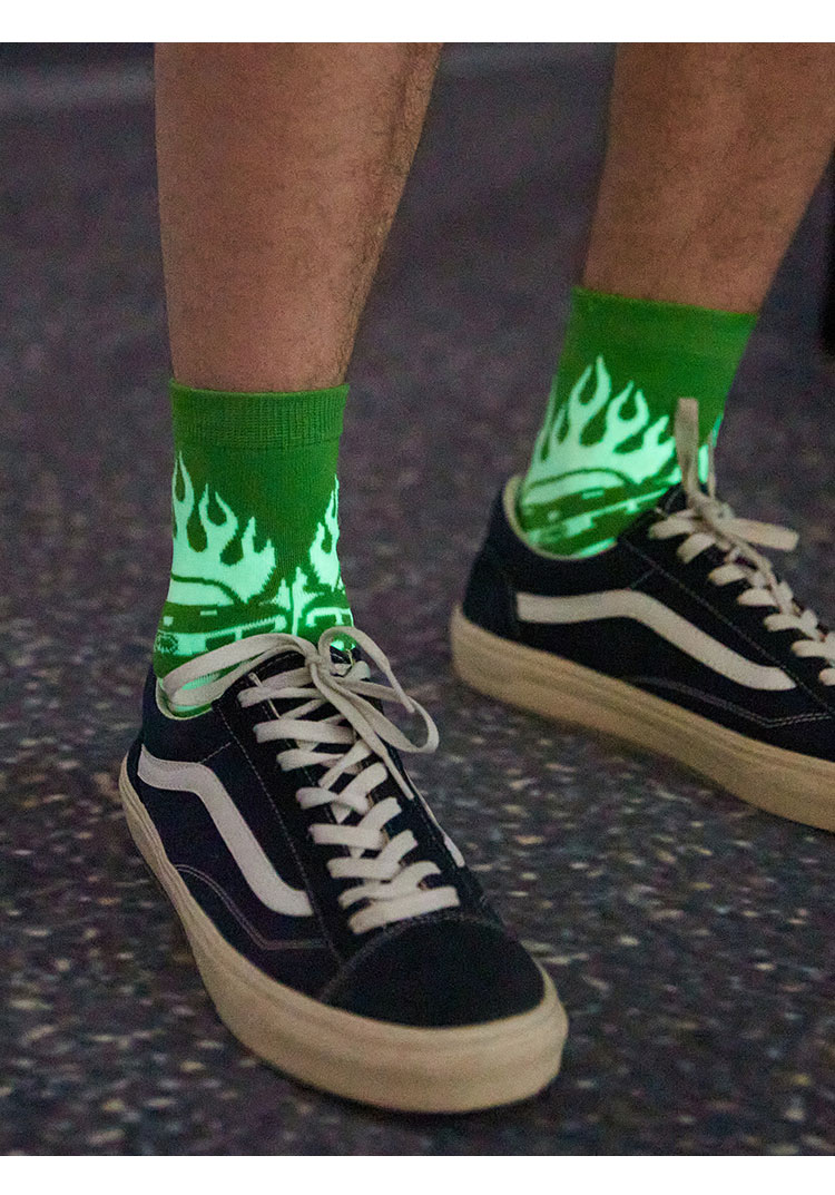 ecko犀牛潮牌袜子男青春休闲校园运动吸汗夜光效果棉袜中筒袜男女同款