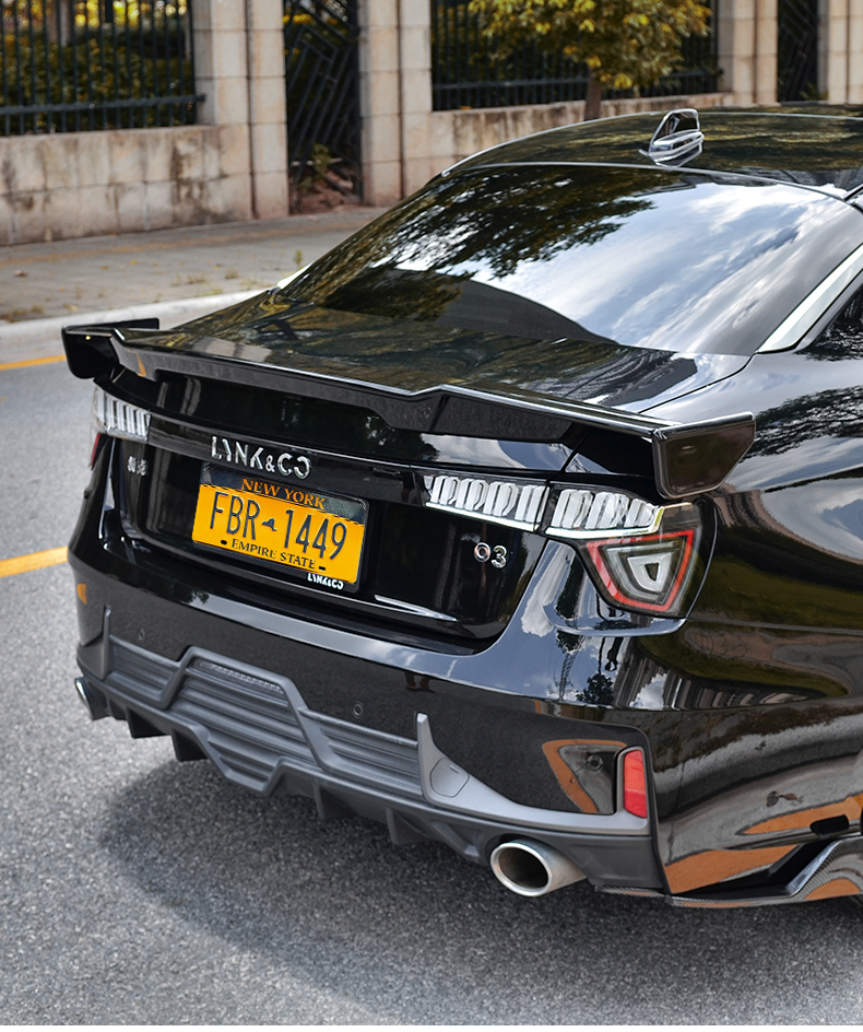 适用于领克03尾翼改装免打孔赛道版竞技碳纤维定风翼顶翼外观套件三段