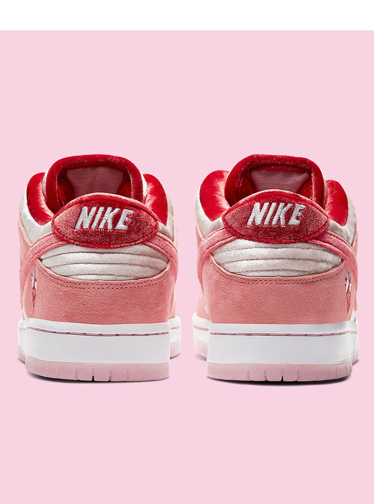 sbdunklow冰雪奇缘情人节限定女鞋万圣节北卡蓝鸽子熊猫板鞋男ow联名