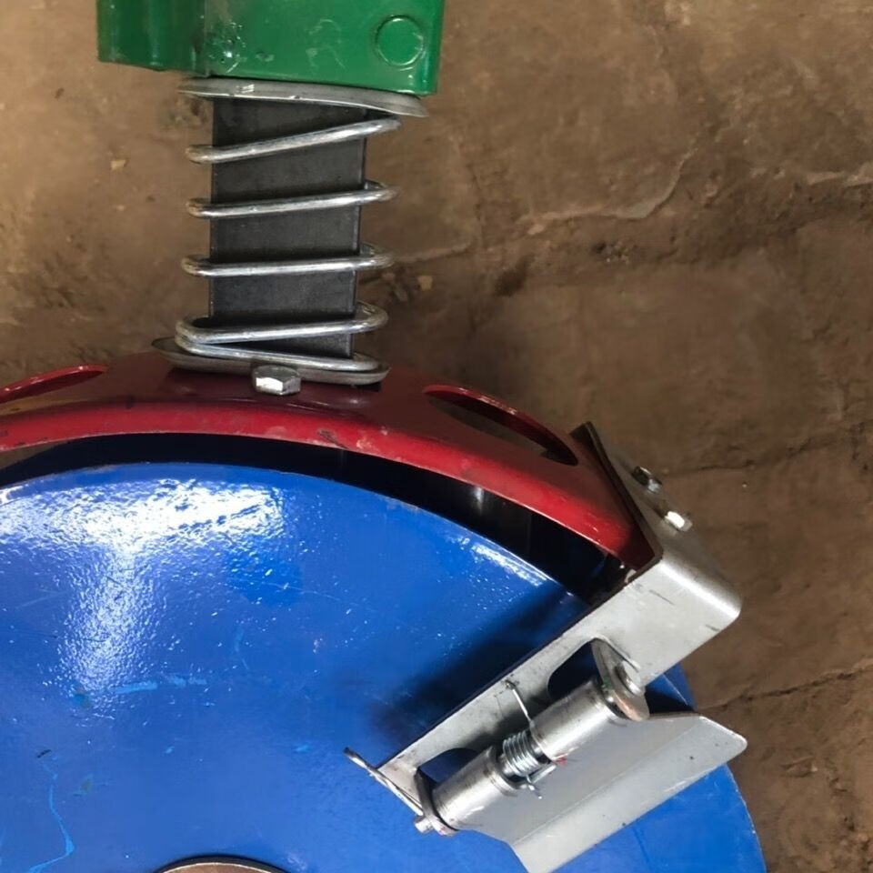 加厚型小麦播种机圆盘开沟器总成直径34厘米65锰钢材质农机配件