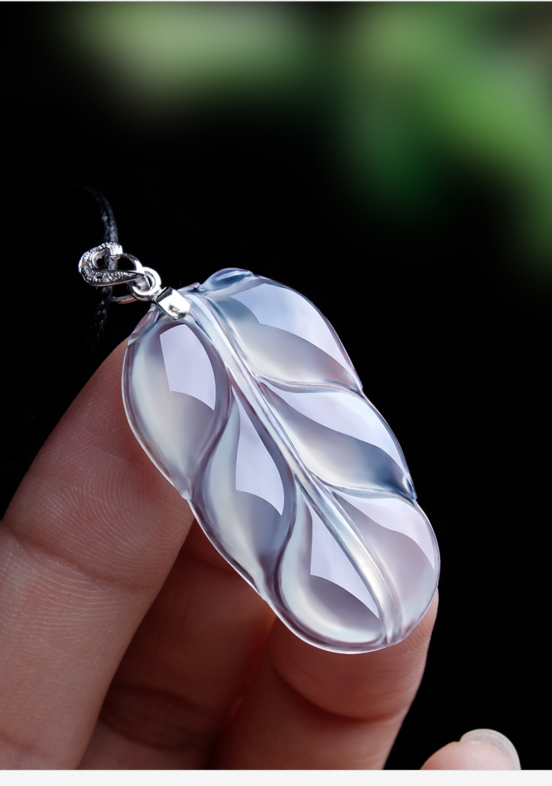 百博翡翠吊坠冰种叶子玉坠金枝玉叶玉坠树叶18k金镶玉天然缅甸玉石