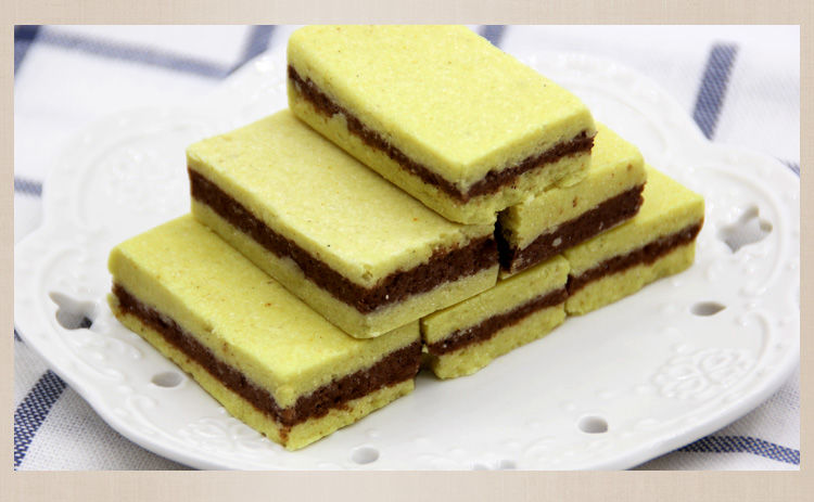 云南特产昭通月中桂绿豆糕500gx2盒传统糕点心下午茶休闲500g