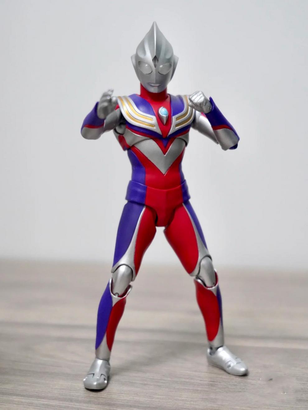 真骨雕迪迦强力型 shf迪迦奥特曼真骨雕复合型儿童男关节可动玩具人偶