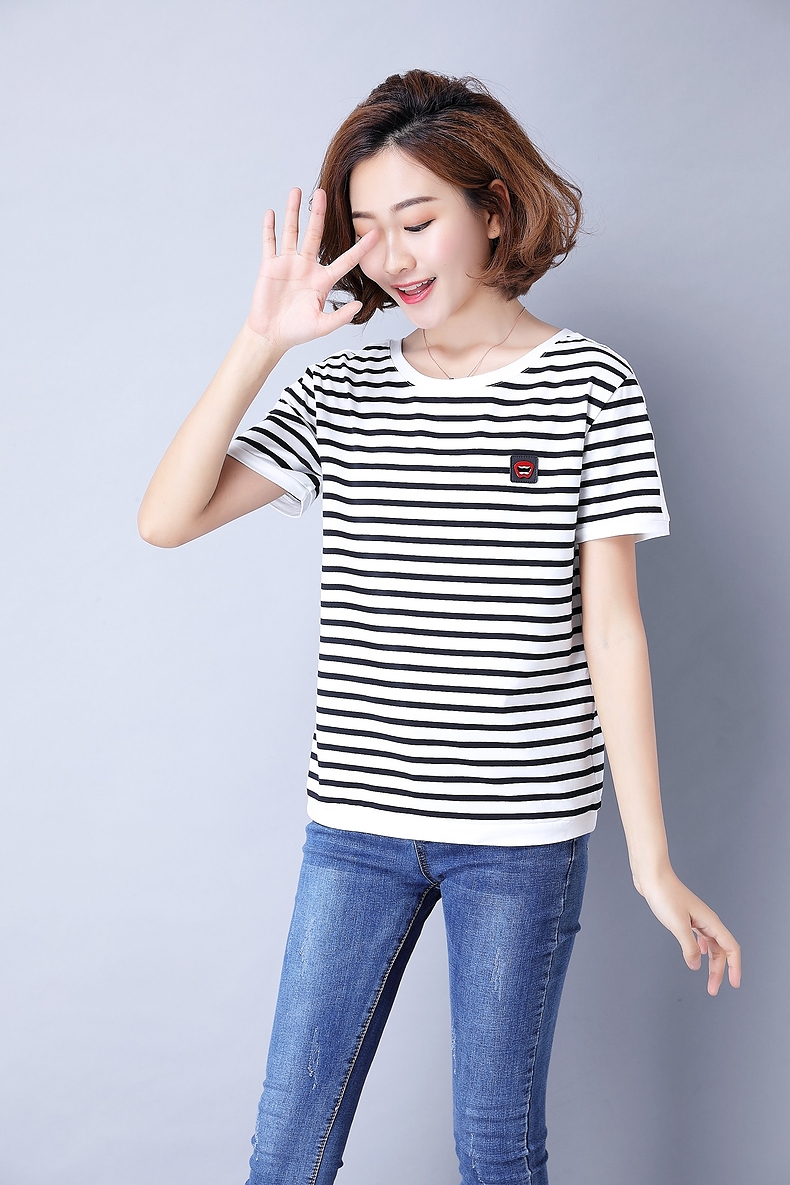 南极人黑白条纹短袖t恤女21年新款夏装中年妈妈宽松半袖衫百搭大码