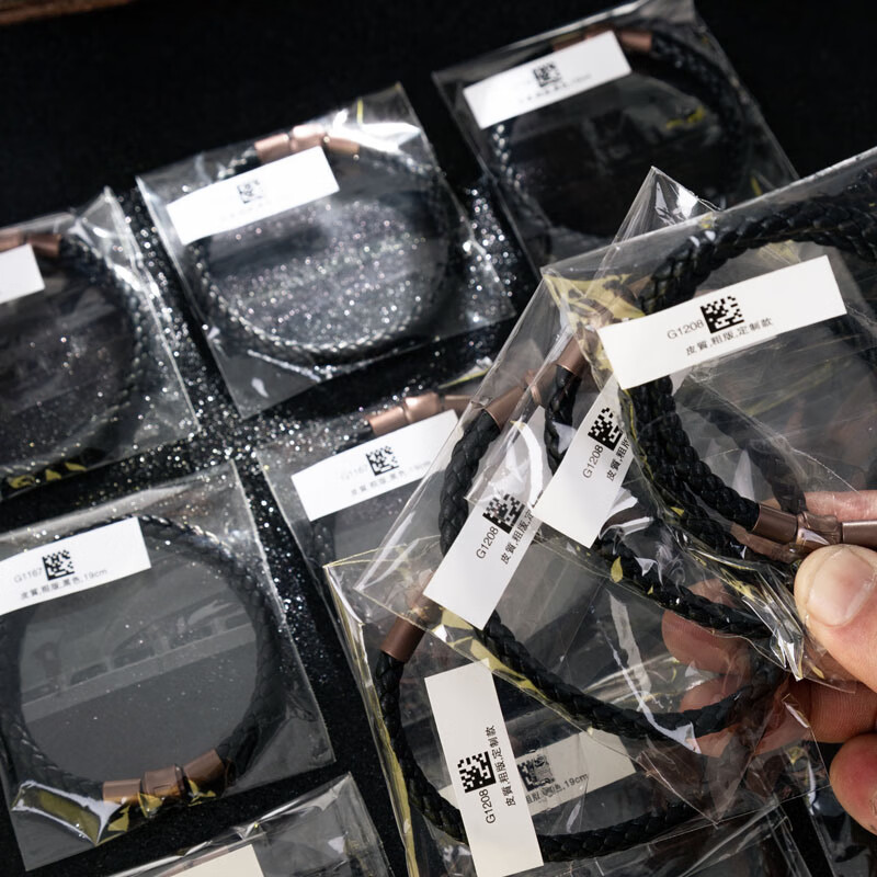 周生生皮绳手绳xl刺青5mm专柜品质硬金转运珠手链charme项链红绳 粗