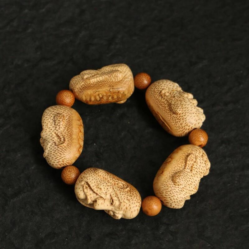 纯手工文玩竹根雕罗汉竹制手串 雕刻"喜怒哀乐愁"手把件手持男款 图片