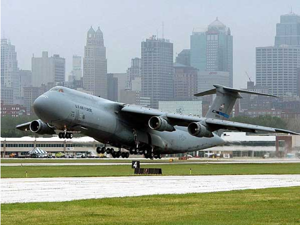 美国空军1:400仿真飞机 c-5a银河运输机合金模型纪念成品 1:400c-5a