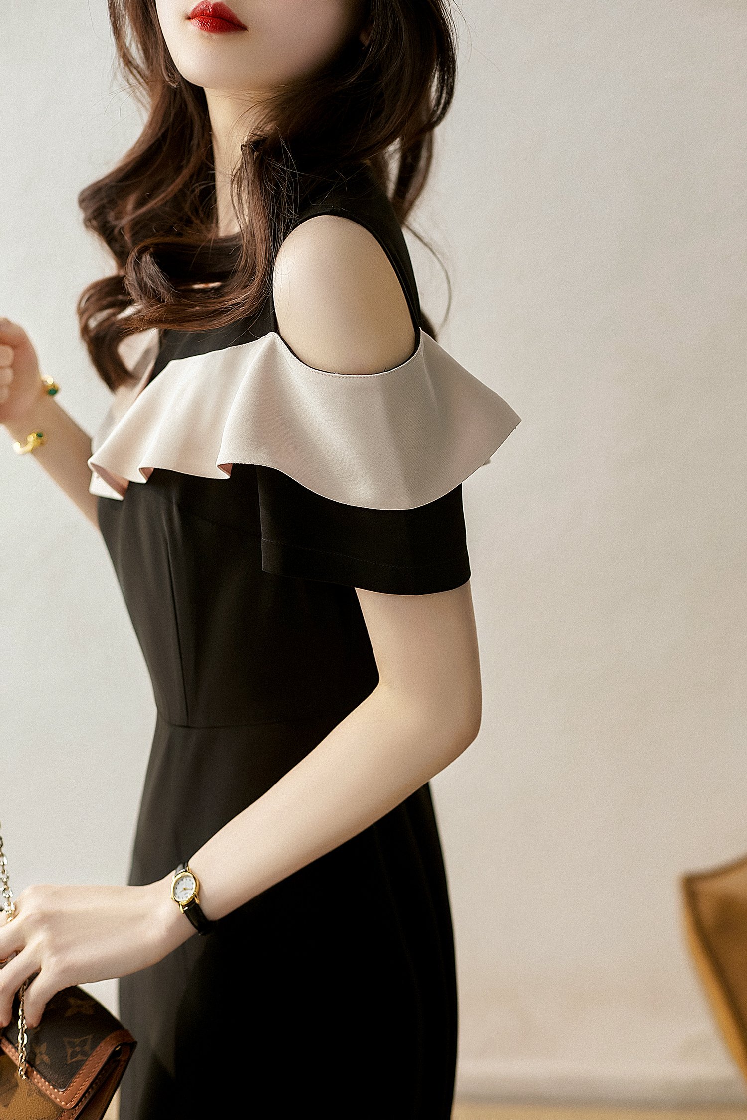 ceezemc 香港潮牌荷叶边拼接露肩连衣裙女 2021夏季新款法式复古气质