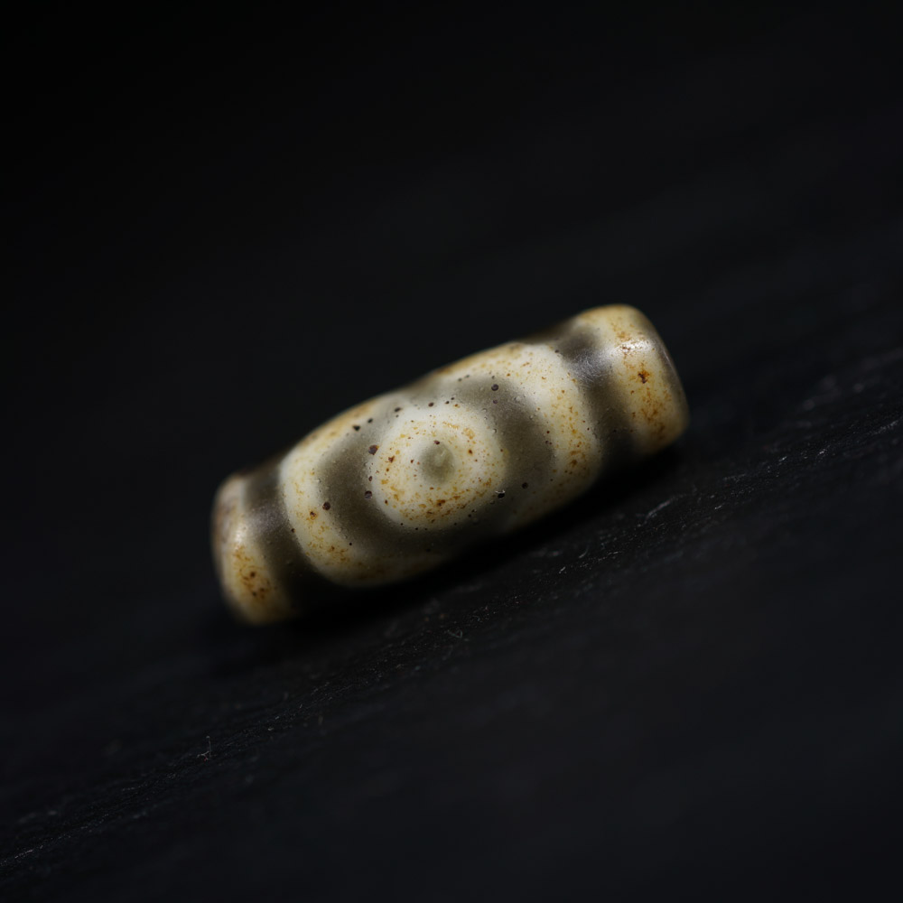 异地彩虹老料器坛城两眼天珠藏式老料器天珠