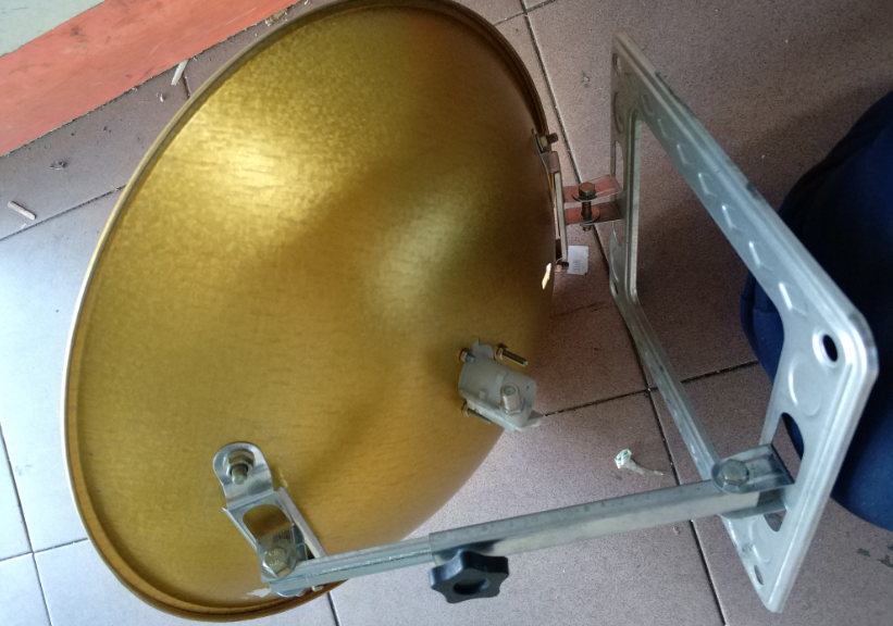 信王卫正版星锅盖九号户户锅机顶盒通用接收器农村家用 锅 头(无信号