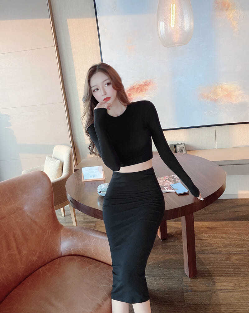 夜店气质御姐女神范休闲两件套装欧美性感长袖短款套头上衣高腰半身裙