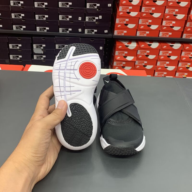 耐克nike 中小童运动鞋 男女童鞋魔术贴跑步鞋休闲一脚蹬cz0188 cz