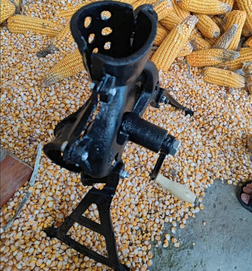 老年人手摇玉米脱粒机 半自动手摇玉米机打玉米粒机家用打苞米机玉米