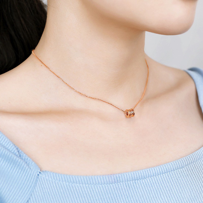 四月天 小蛮腰18k金吊坠女款彩金玫瑰金钻石吊坠 不含链 单吊坠 现货