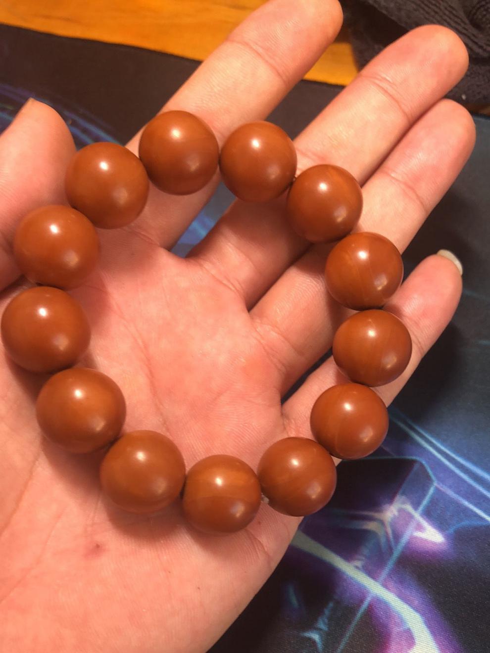 时尚配饰橄榄核铁核正圆光珠手串颜色红润百年铁树橄榄核生日礼物节日