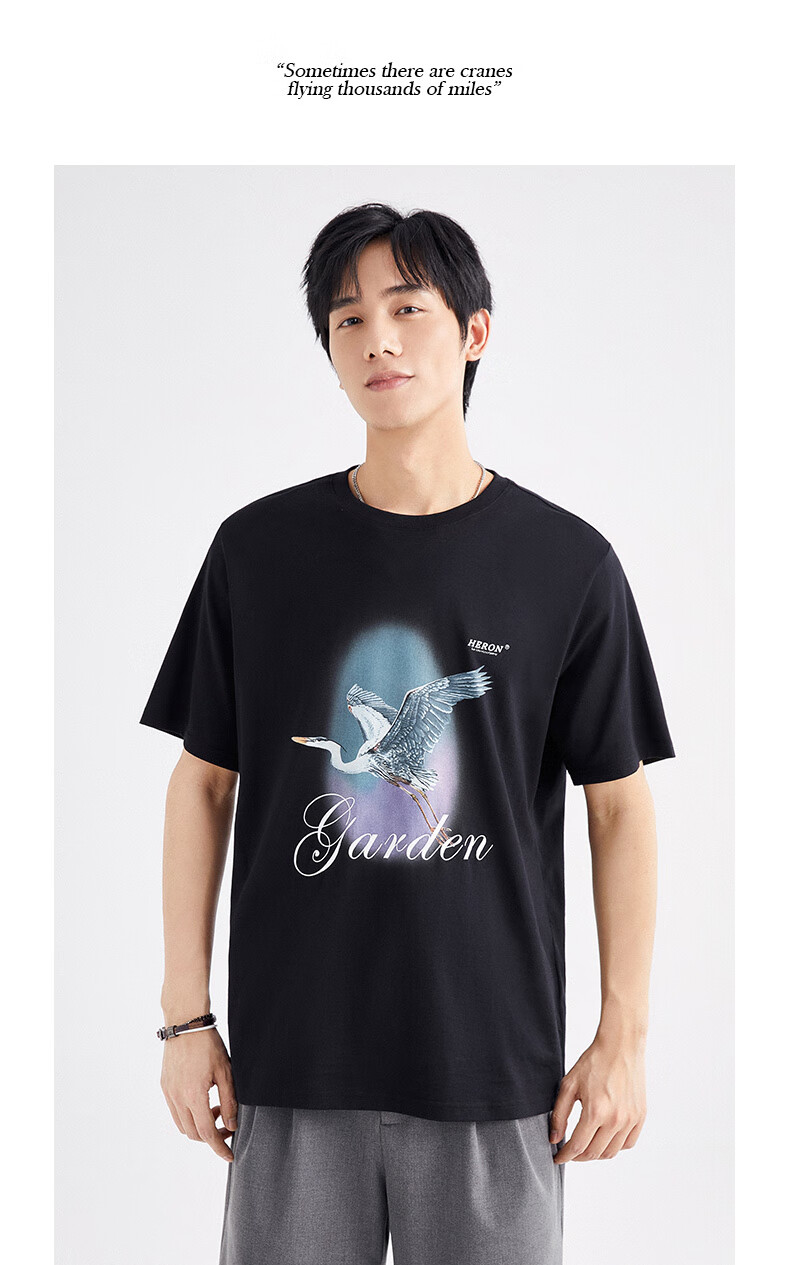 太平鸟男装 2021夏季新款短袖t恤圆领黑色印花宽松体恤衫休闲t恤 黑色