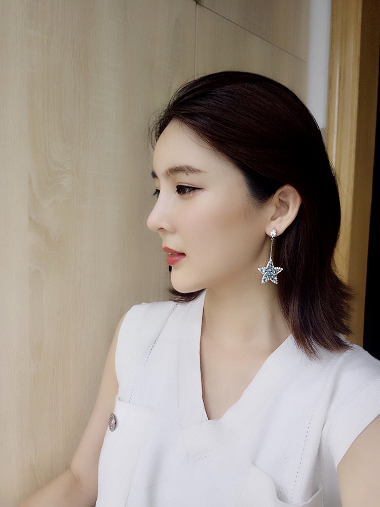 七度品尚高级感显瘦新款耳环2021长款银耳钉气质简约星月不对称耳饰女