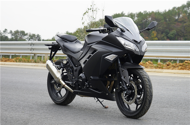 可上牌战隼小忍者电喷摩托车大跑车250cc双缸400水冷地平线450c机车