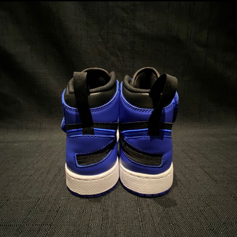 air jordan aj1 mid耐克男鞋板鞋黑红拉链魔术贴灰红黑白橙黑蓝篮球鞋