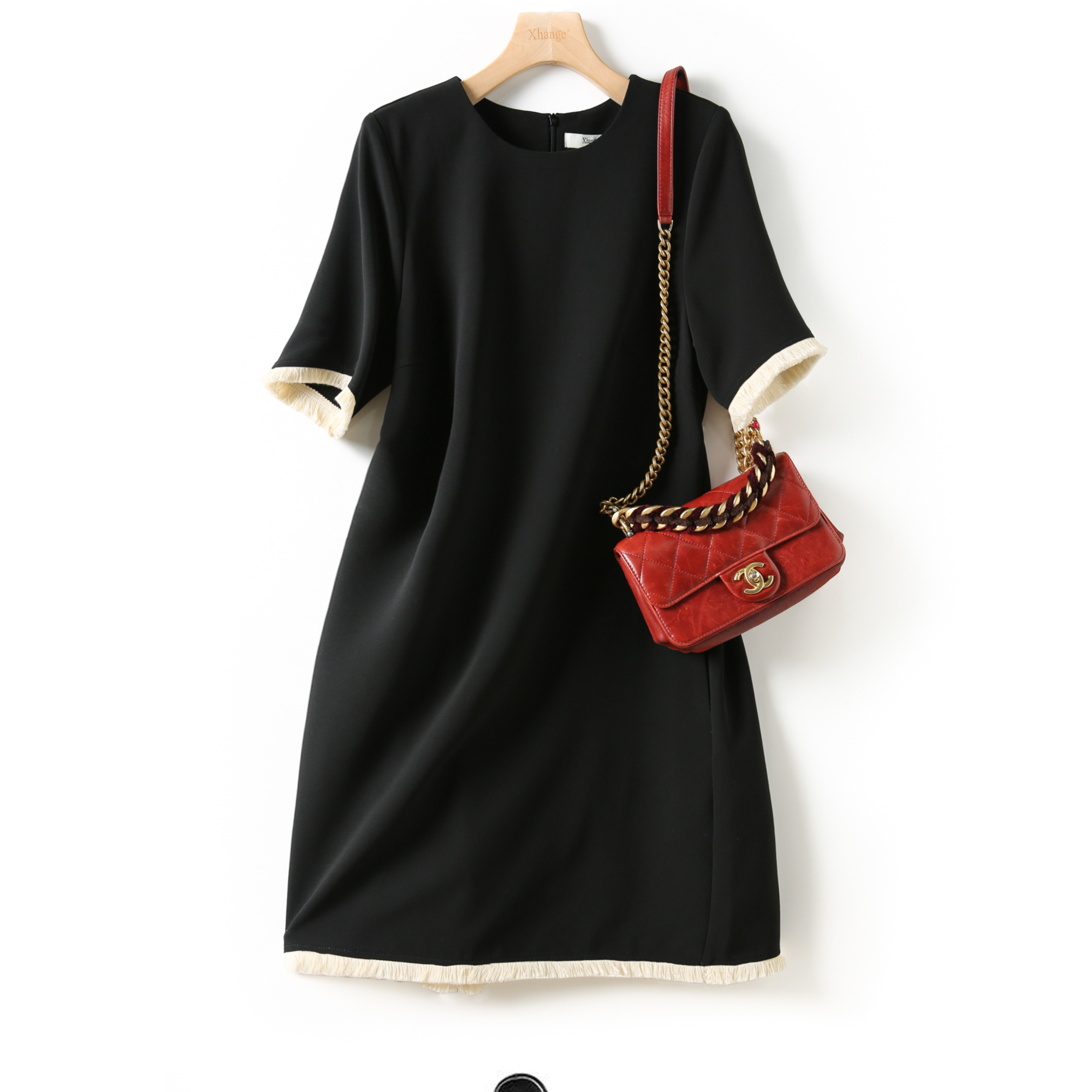 正品女装专场2021春季新款法式时髦显瘦小黑裙连衣裙赫本风设计感潮女