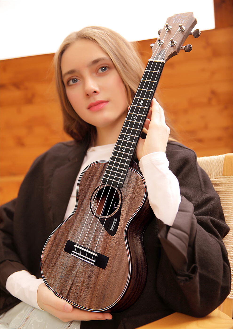 uku 喵c尤克里裡uk200c ukulele小吉他成人女生烏克麗