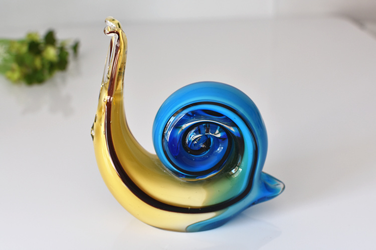 博山琉璃蜗牛小摆件酒柜北欧玻璃工艺品送朋友生日礼物家庭装饰品蓝茶