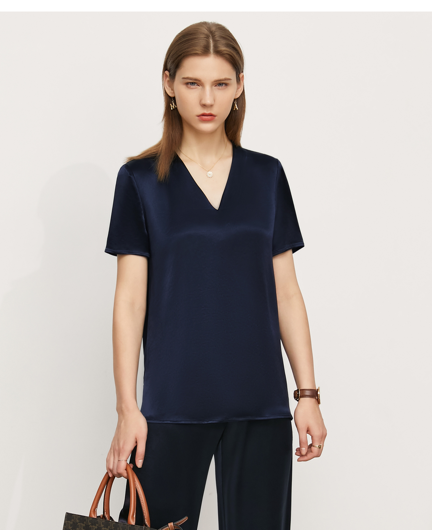 amii极简气质百搭醋酸短袖上衣女2021夏季新款直筒v领t恤 深海蓝 170