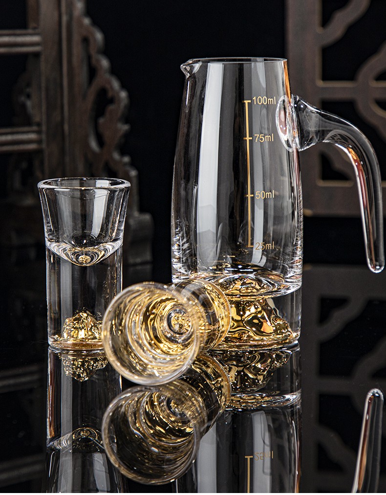 豪斯凡 高档金山杯金箔白酒杯分酒器水晶无铅手工茅台酒杯子弹杯家用