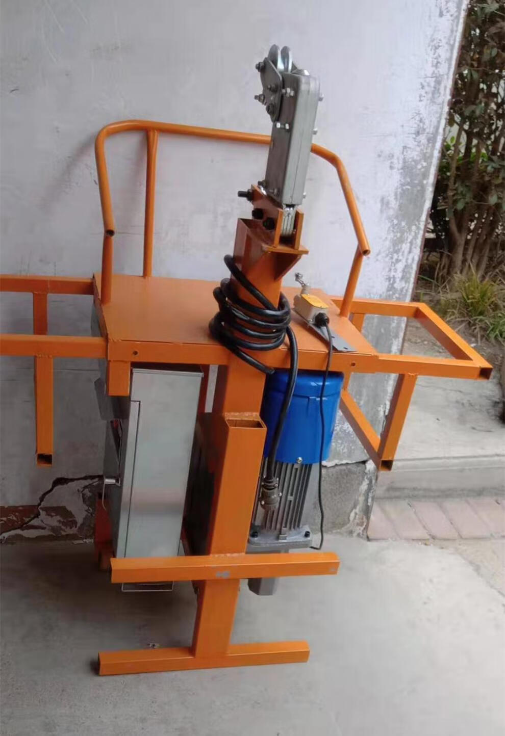 定制220v电动吊板吊篮迷你小单人蜘蛛人高空作业外墙粉刷燃气水管安装