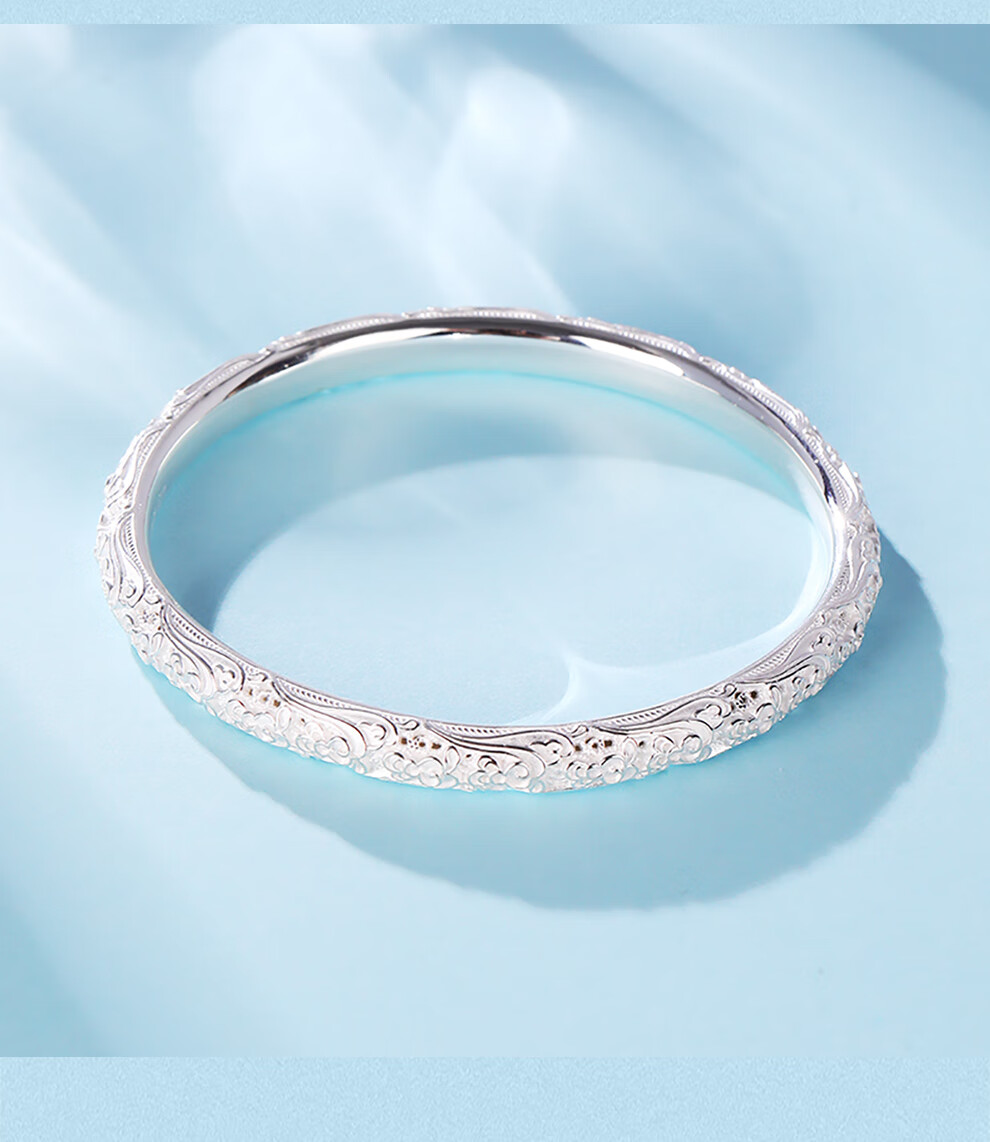 999足银手镯女年轻款精雕蝴蝶祥云送女友镂空雕花封口式玲珑花丝贵妃