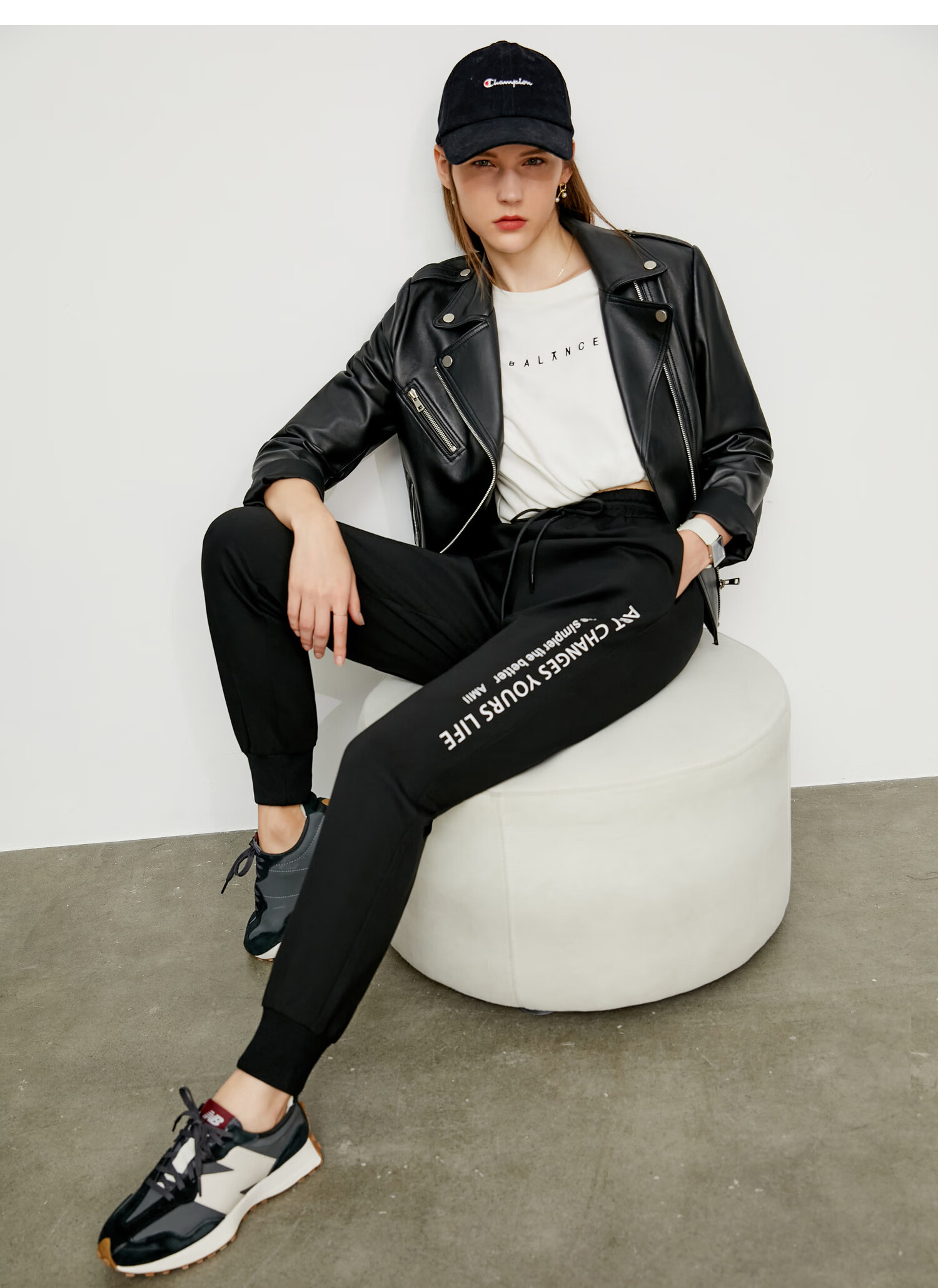 amii极简ins欧美运动风休闲长裤女2021夏季新款百搭束脚直筒裤 黑色