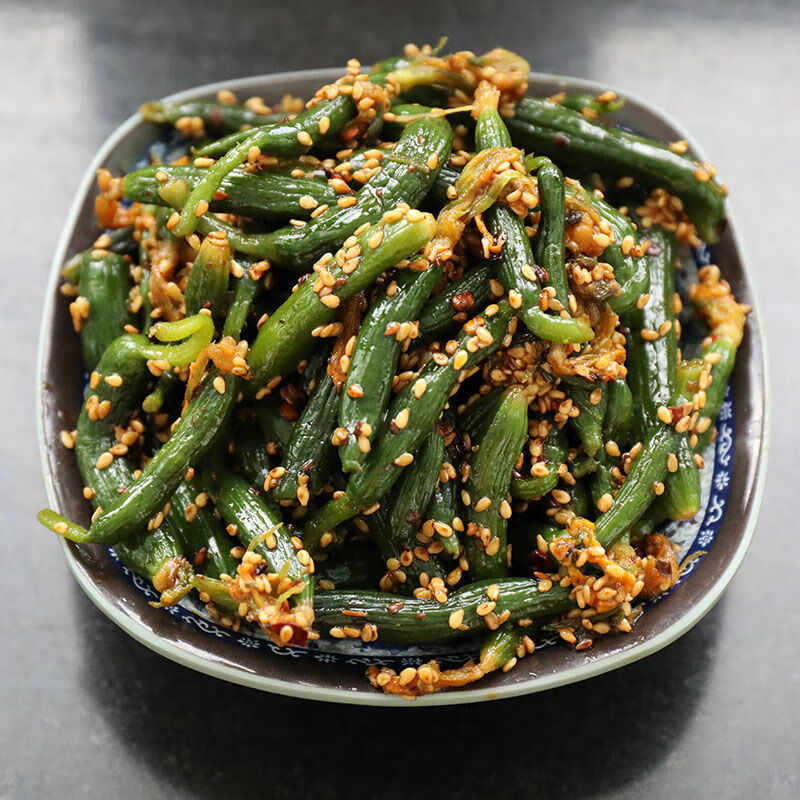 东北朝鲜族香脆拌小黄瓜咸菜酱黄瓜泡菜酱菜1袋黄瓜加1袋地环